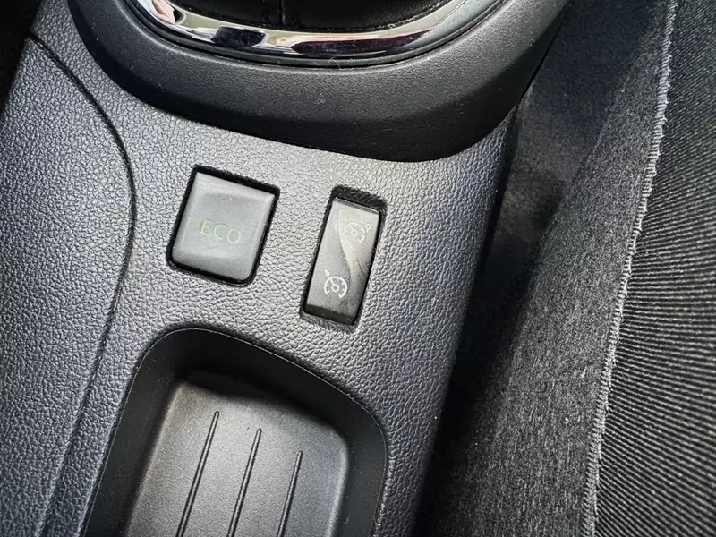 Renault Captur Zen Energy dCi Eco2 S&S 90cv 90 CV Manual